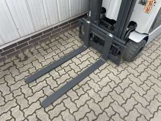 Heftruck gebruikt STILL RX70-20T | Nur 2.138 Bst. GAS VIERRADFRONTSTAPLER (13067062)